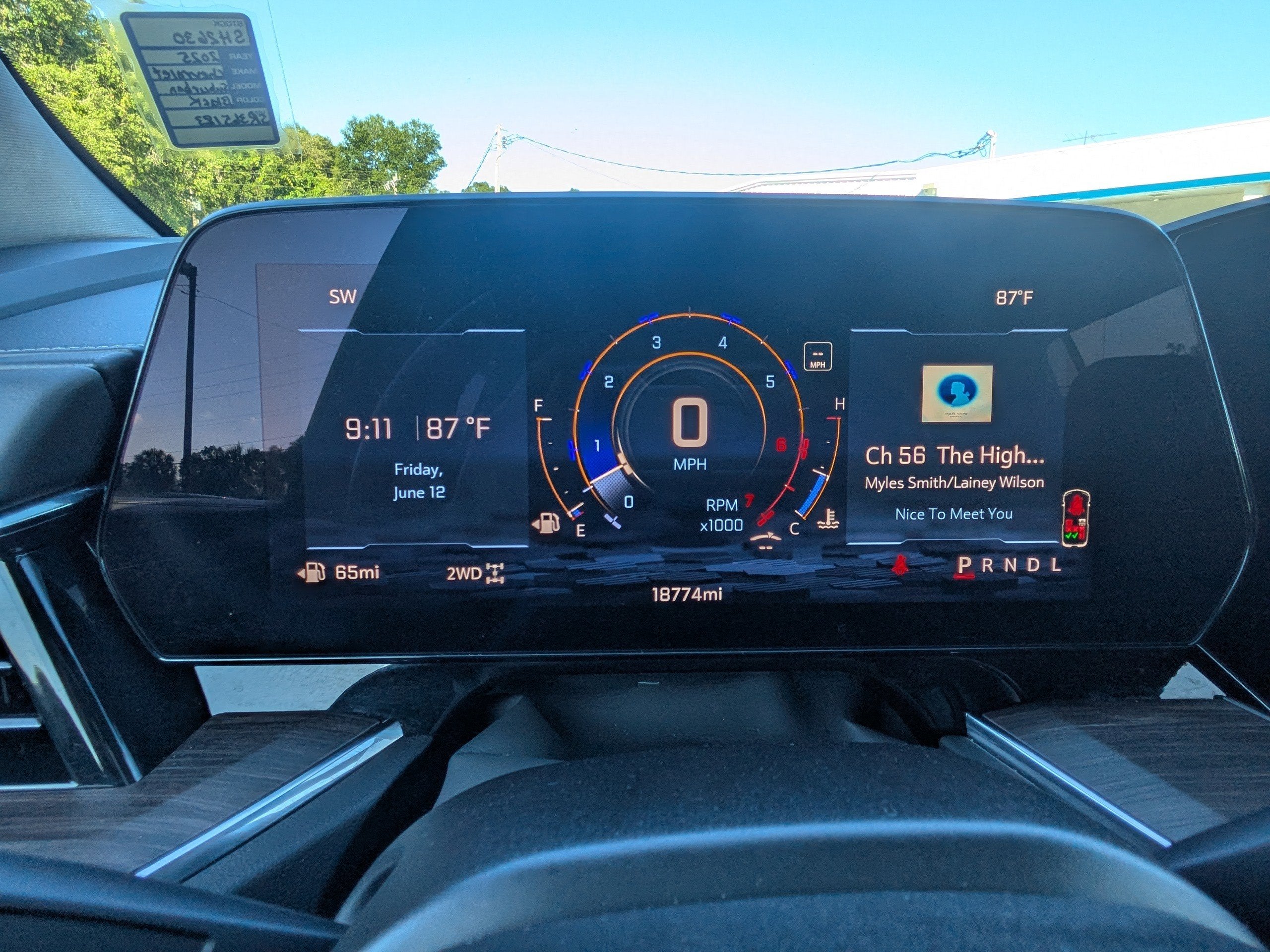 2025 Chevrolet Suburban Z71