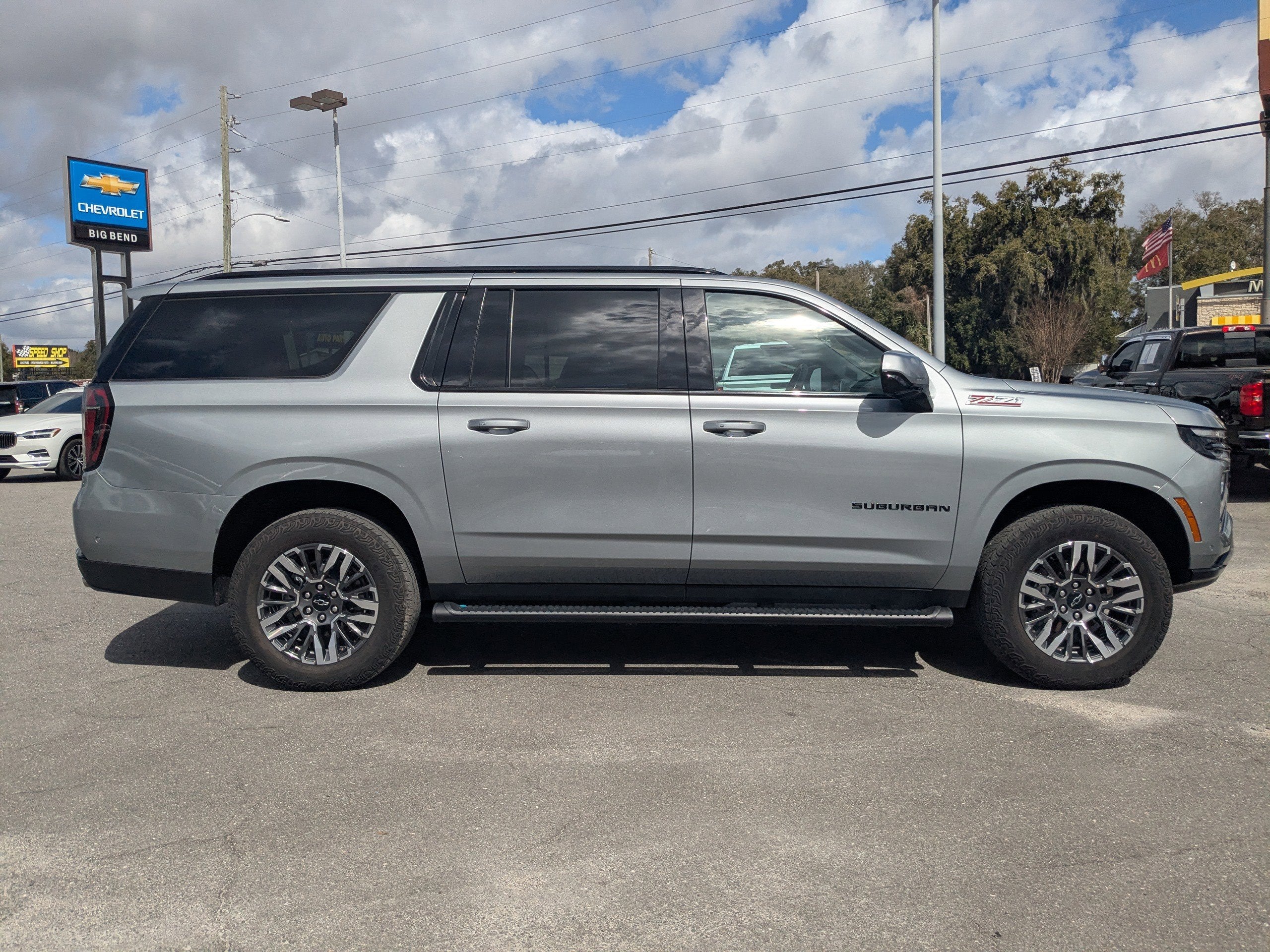 2025 Chevrolet Suburban Z71