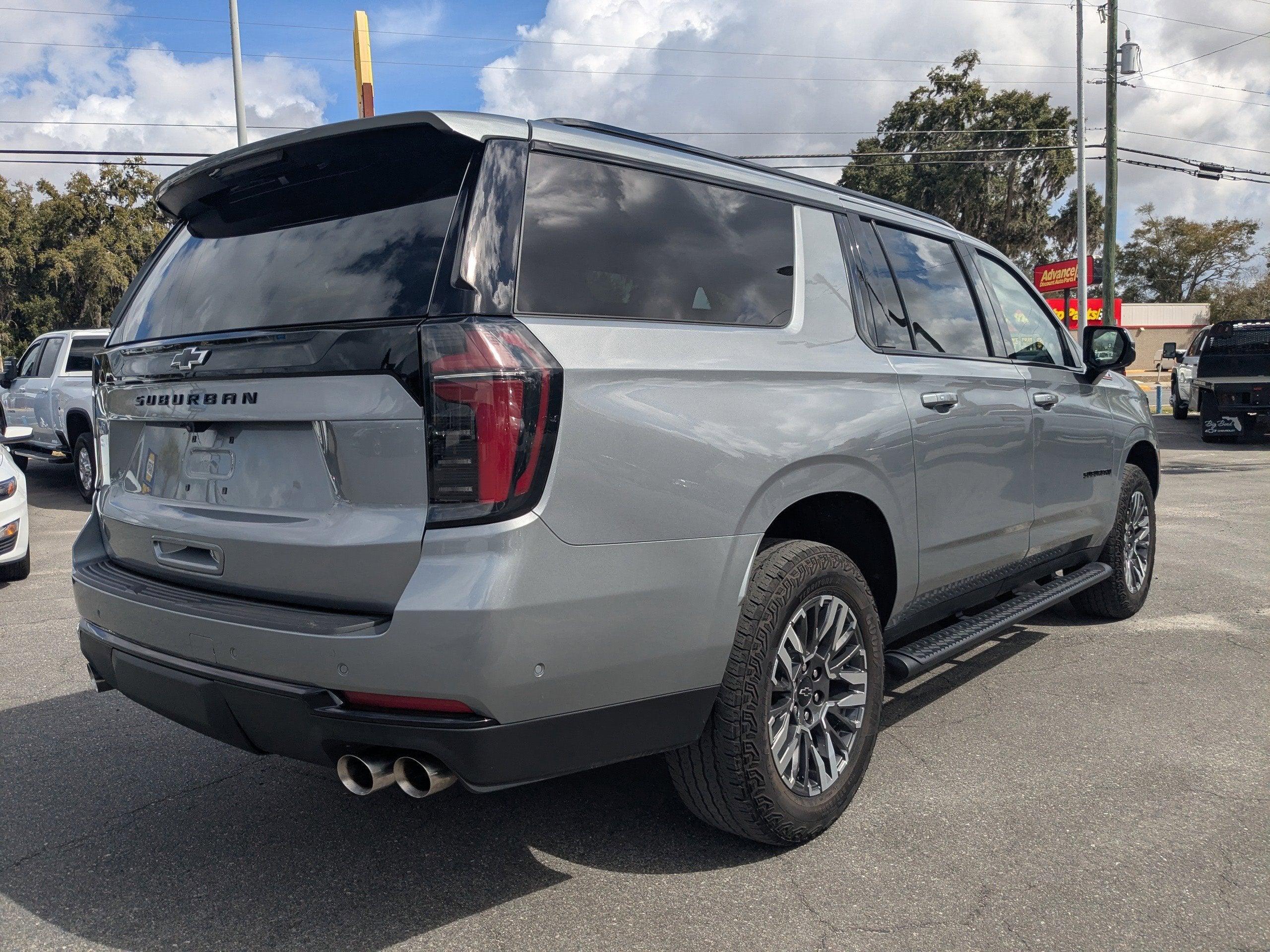 2025 Chevrolet Suburban Z71