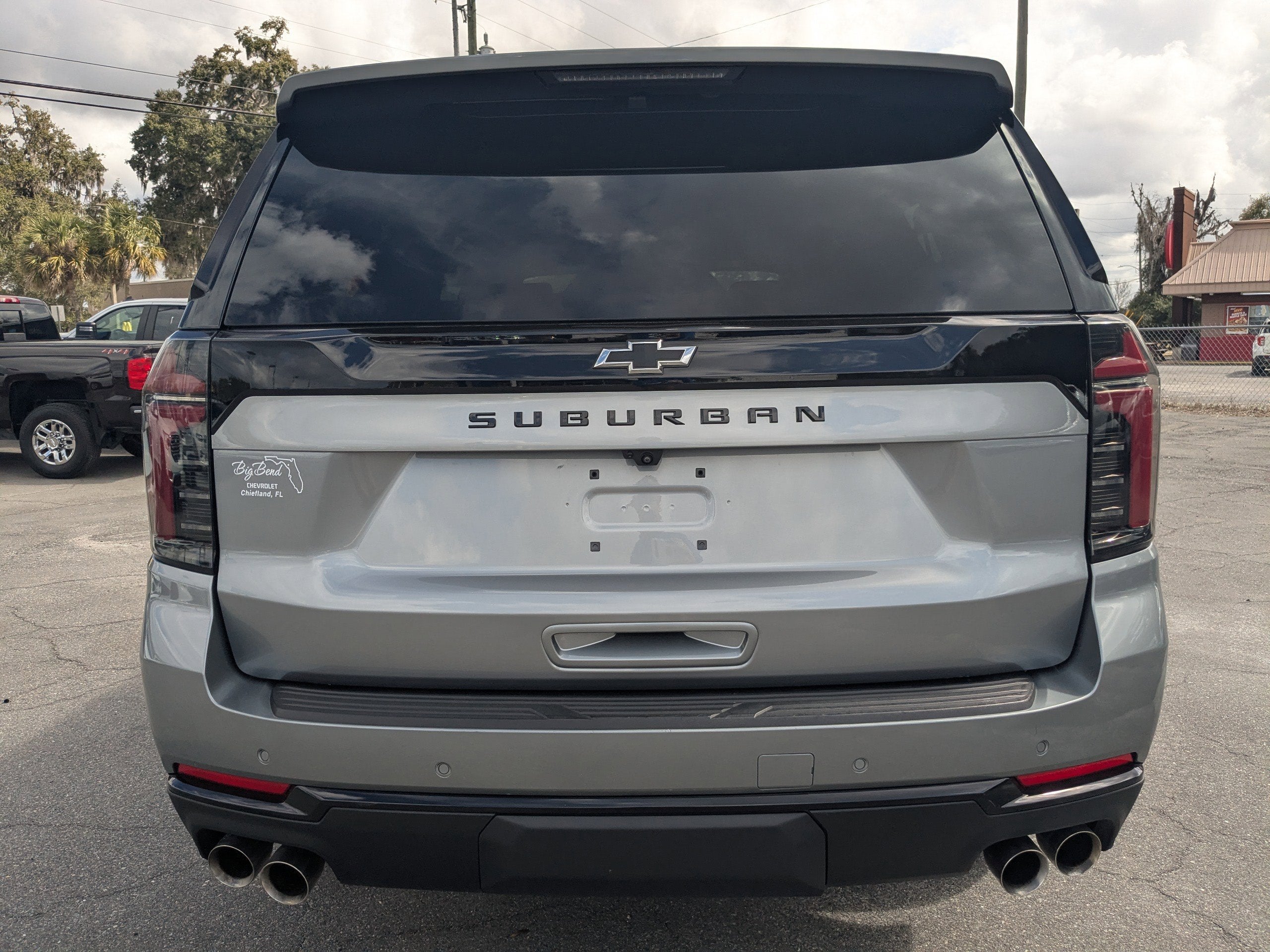 2025 Chevrolet Suburban Z71