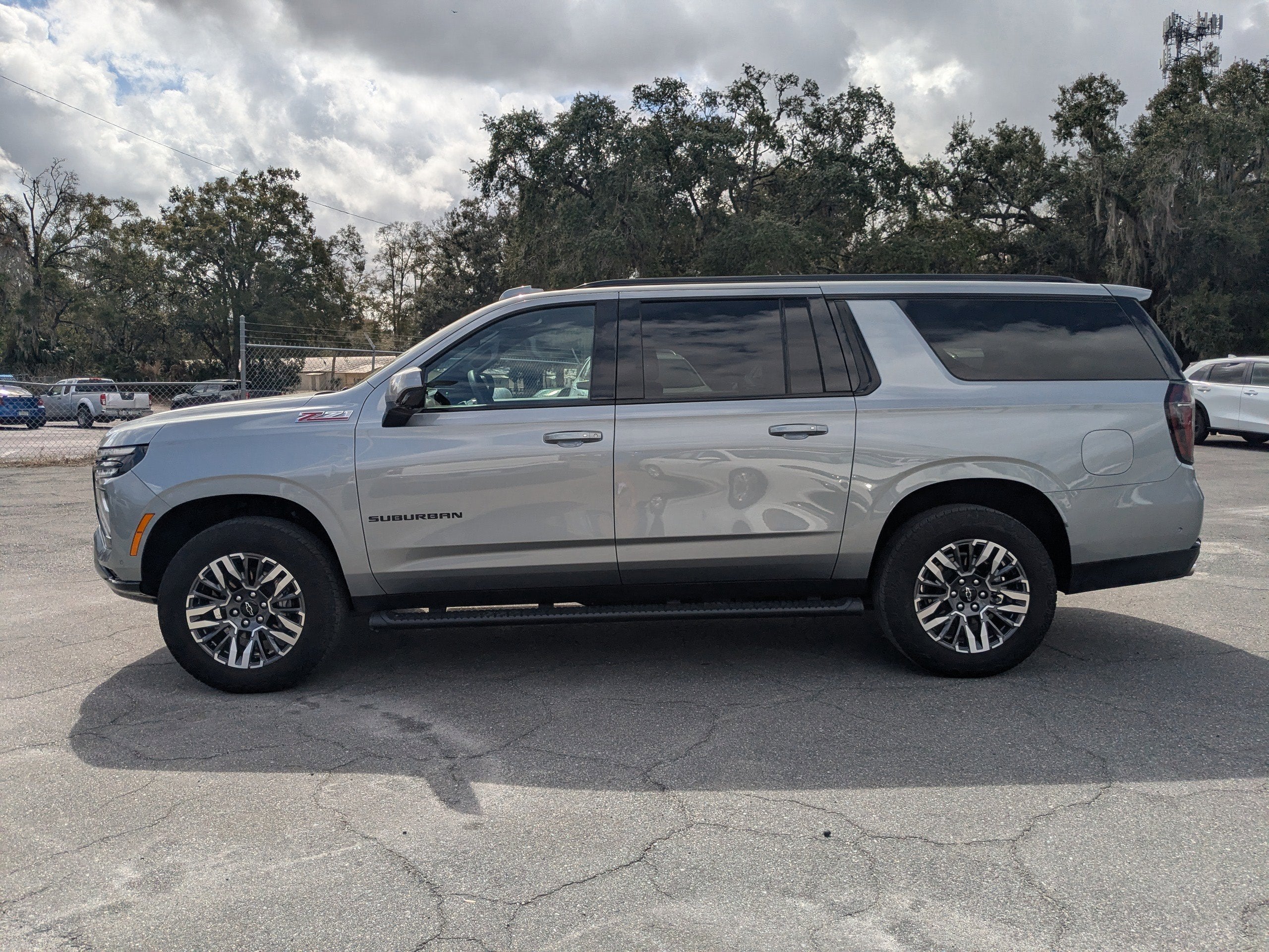 2025 Chevrolet Suburban Z71
