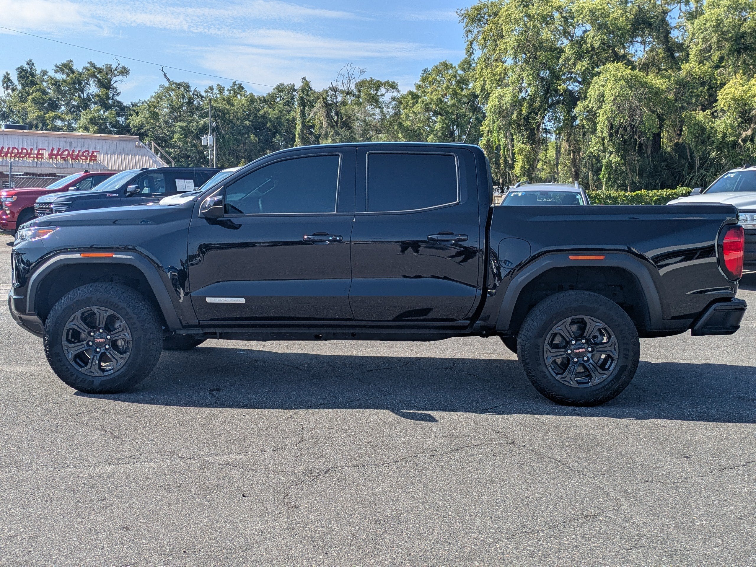 2024 GMC Canyon Elevation