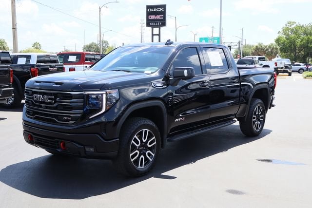 2025 GMC Sierra 1500 AT4