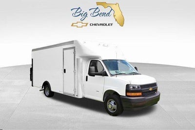 2025 Chevrolet Express Cutaway 3500 1WT