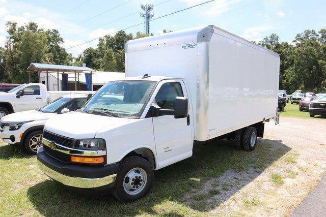 2025 Chevrolet Express Cutaway 4500 2WT