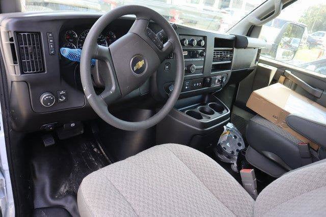 2025 Chevrolet Express Cutaway 4500 2WT