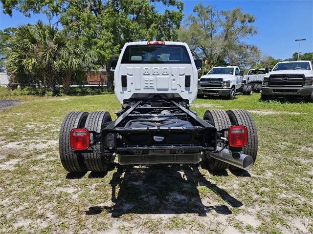 2024 Chevrolet Silverado 4500 HD Work Truck