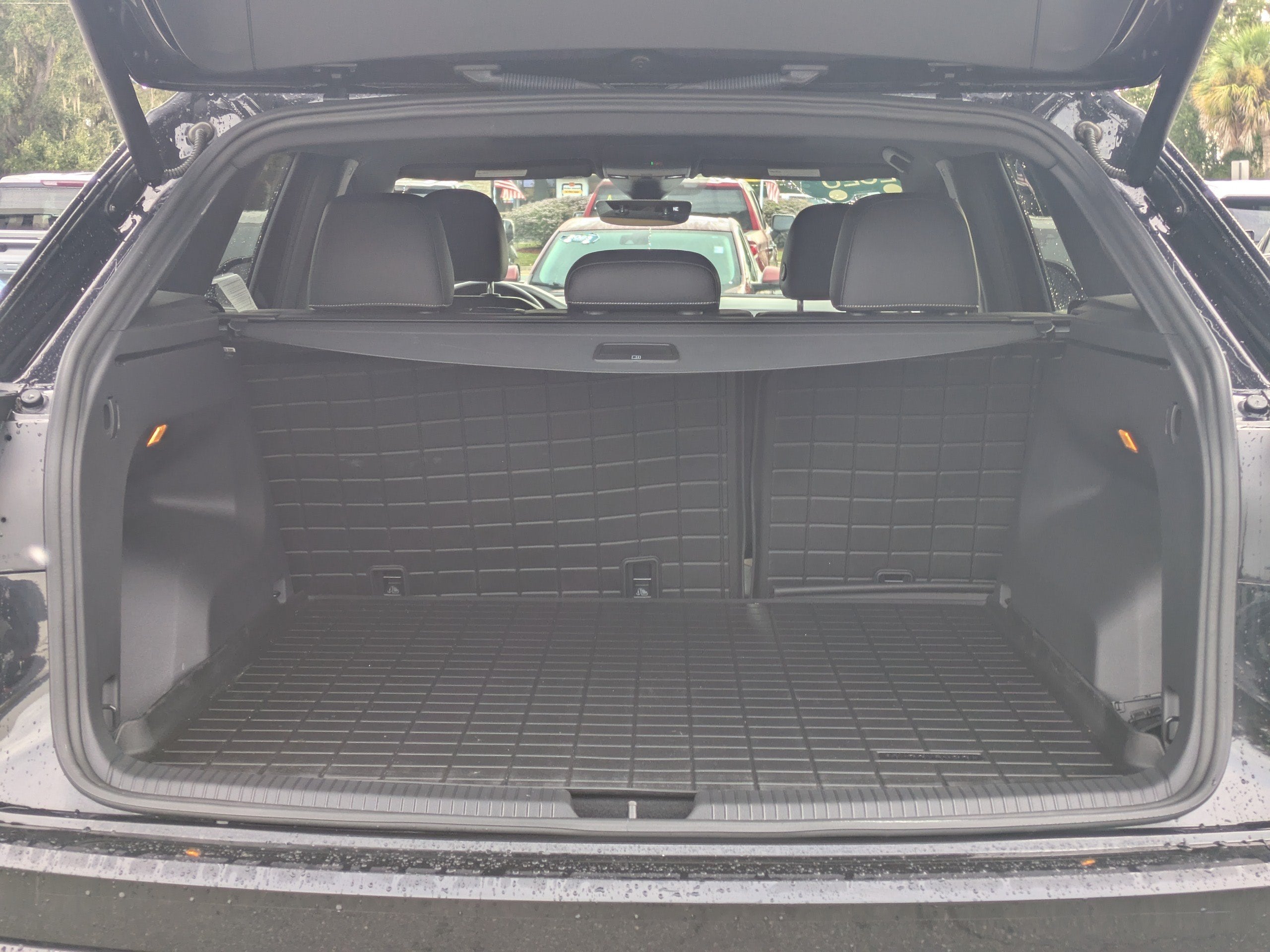 2020 Volkswagen Atlas Cross Sport 3.6L V6 SEL Premium R-Line