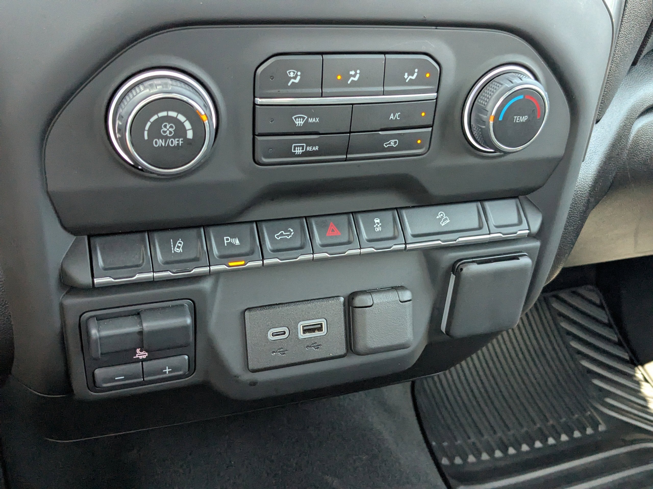 2025 Chevrolet Silverado 2500 HD Custom