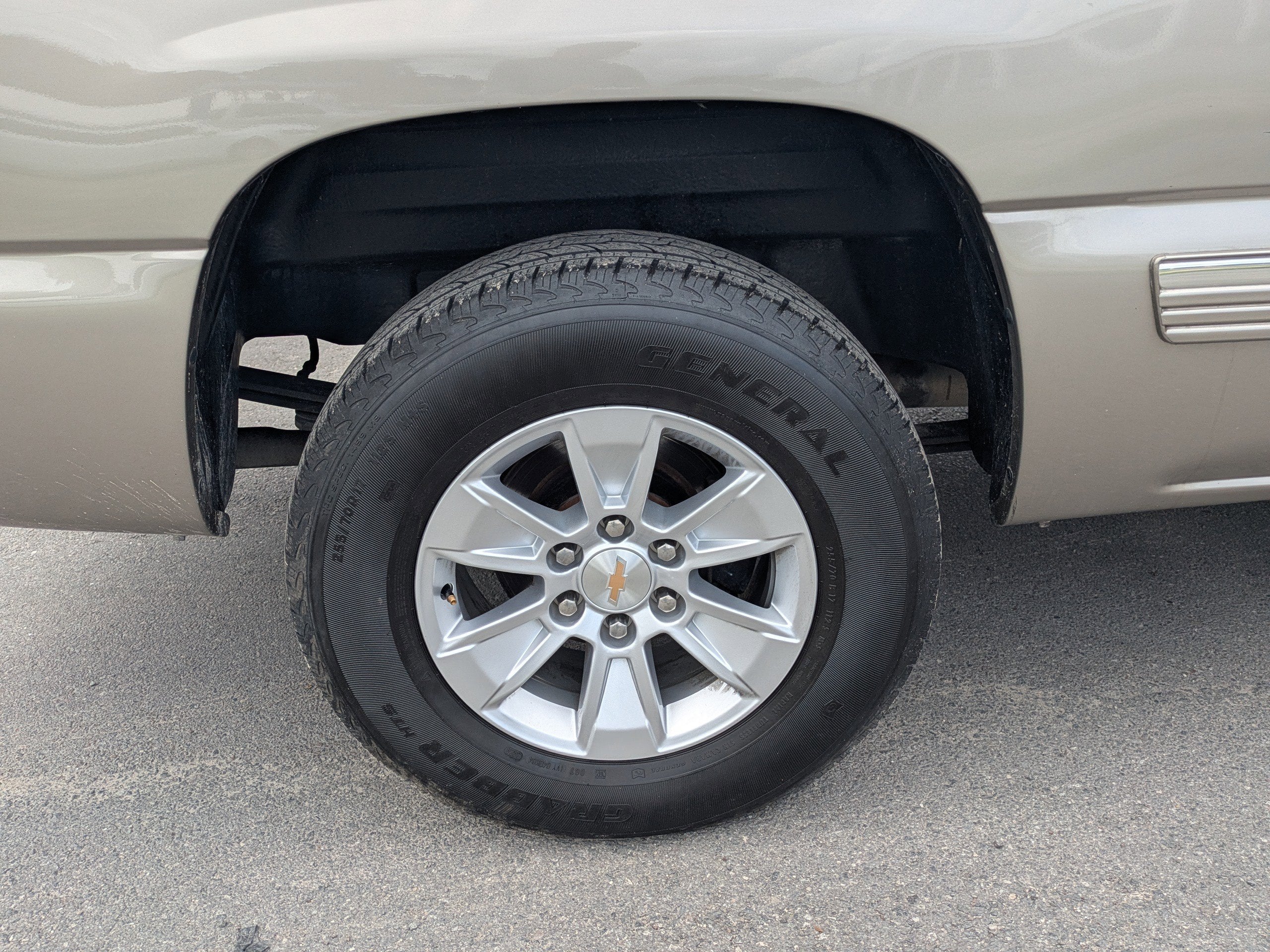 2002 Chevrolet Silverado 1500 LS