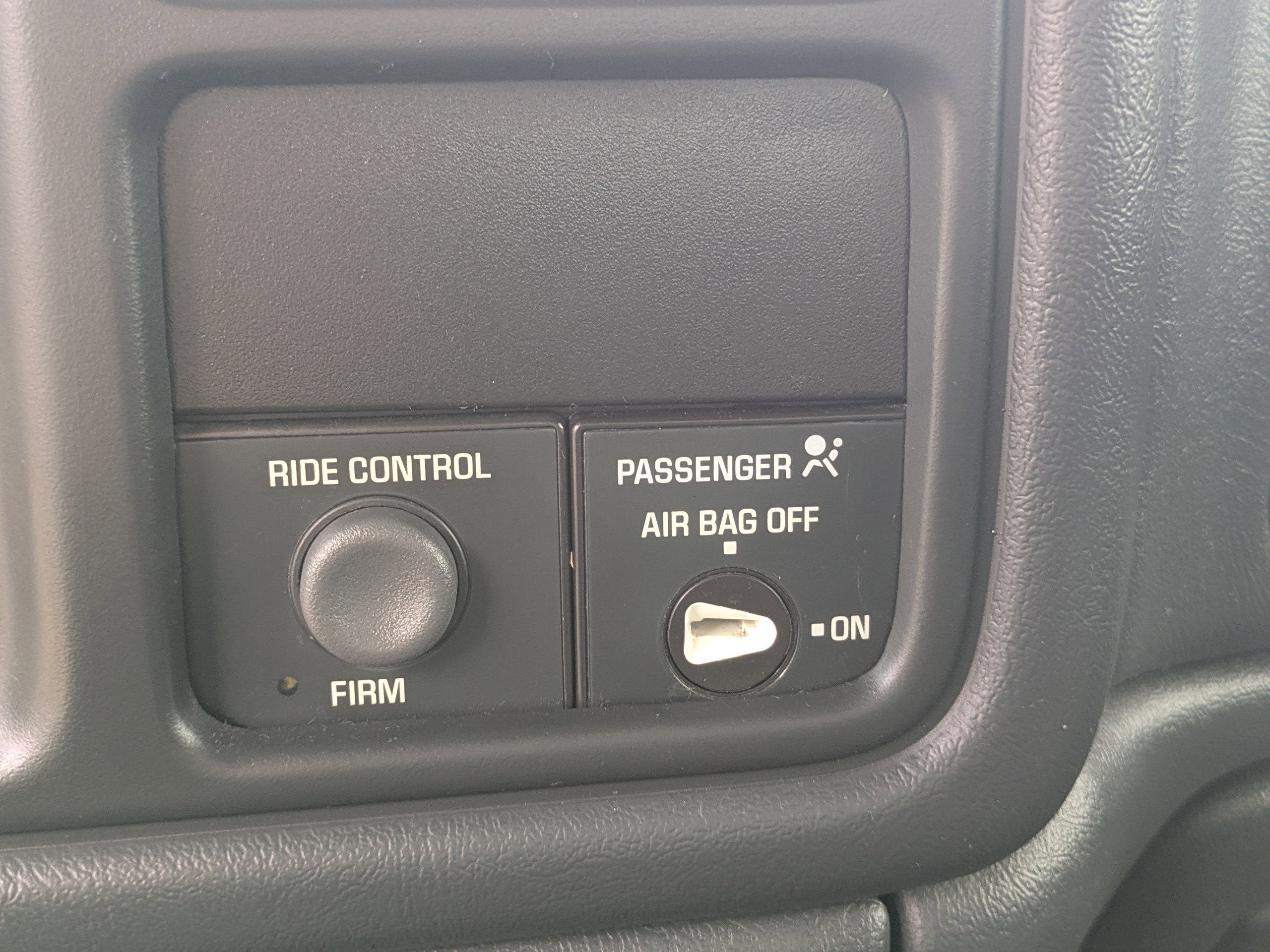 2002 Chevrolet Silverado 1500 LS