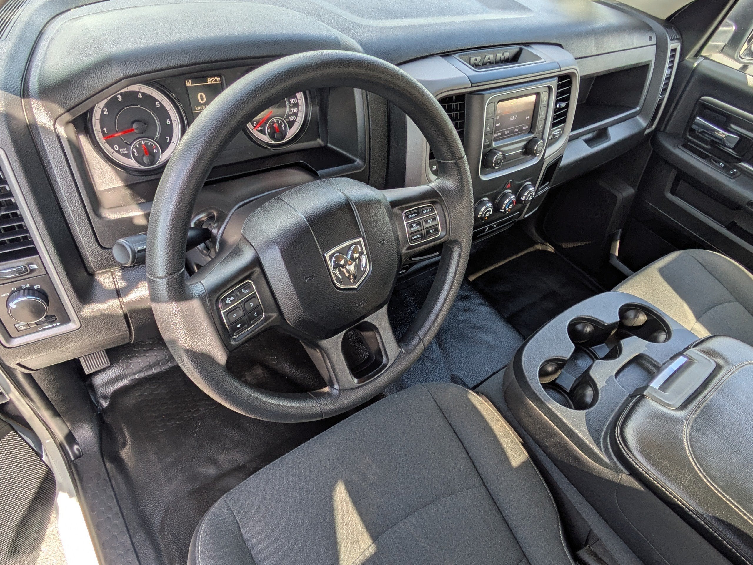 2023 RAM 1500 Classic Tradesman Regular Cab 4x2 8' Box