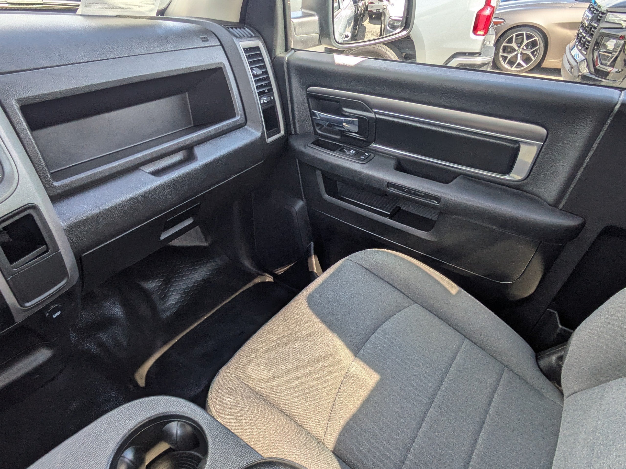 2023 RAM 1500 Classic Tradesman Regular Cab 4x2 8' Box