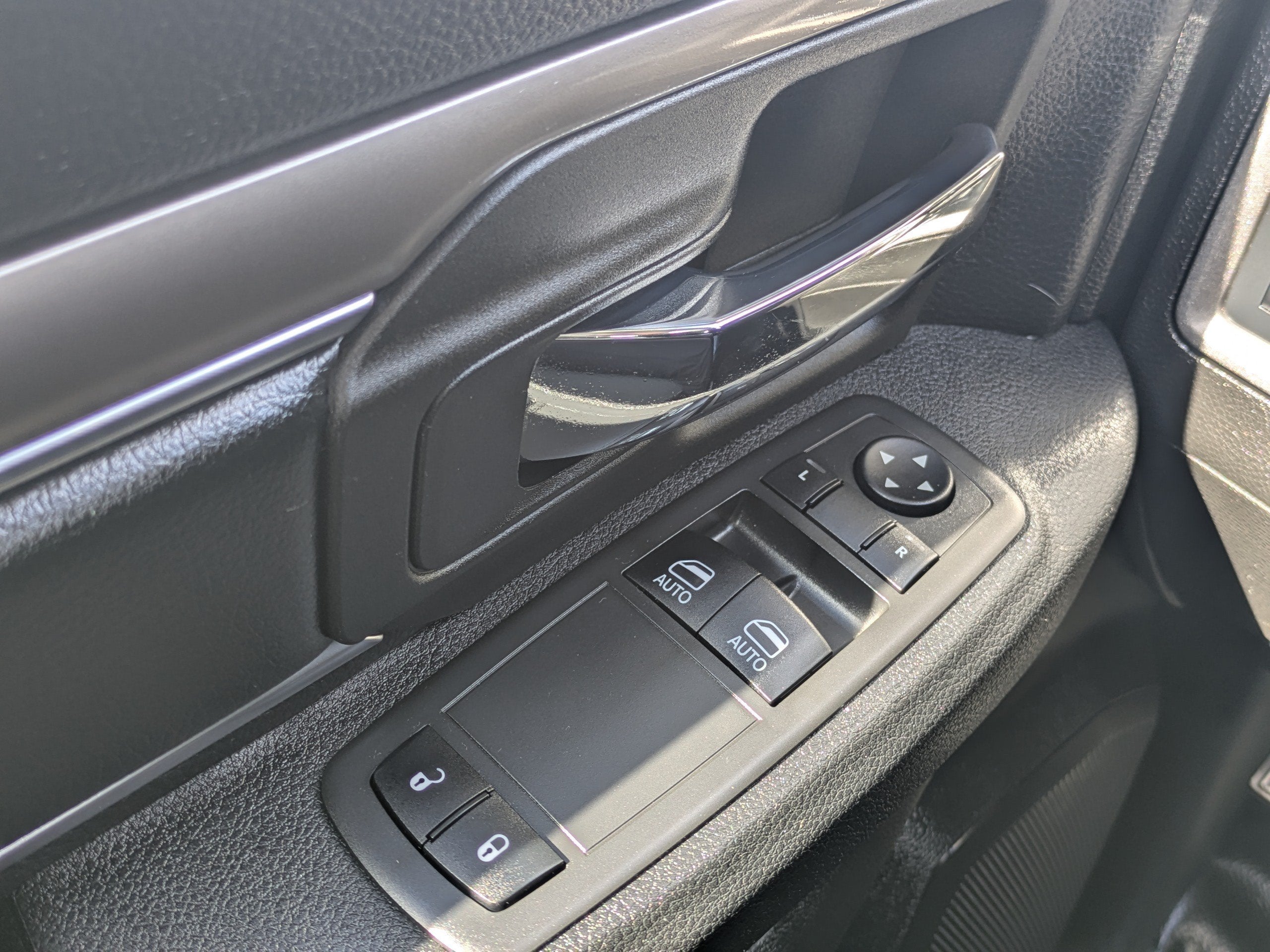 2023 RAM 1500 Classic Tradesman Regular Cab 4x2 8' Box