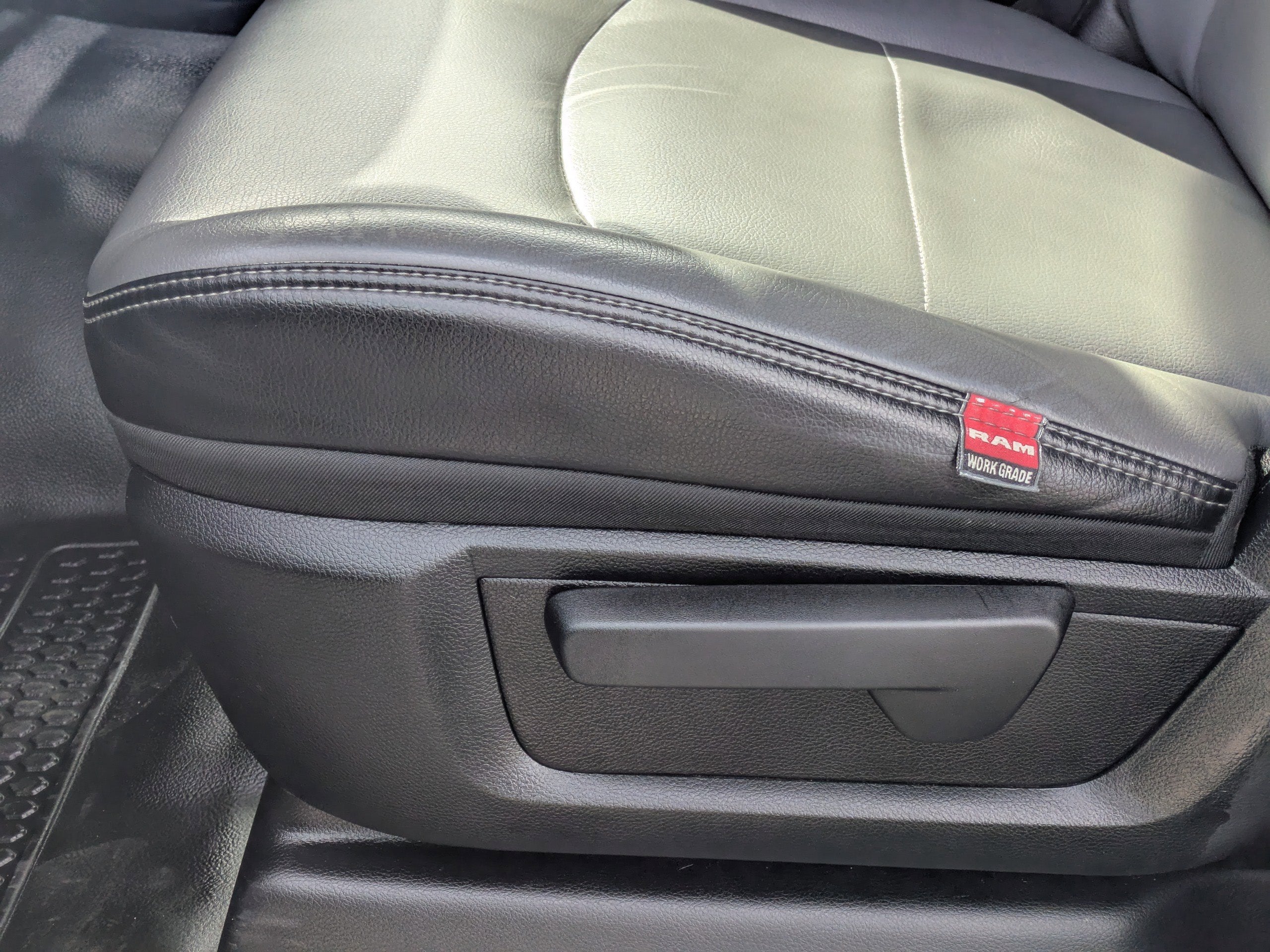 2019 RAM 3500 Chassis Cab Tradesman