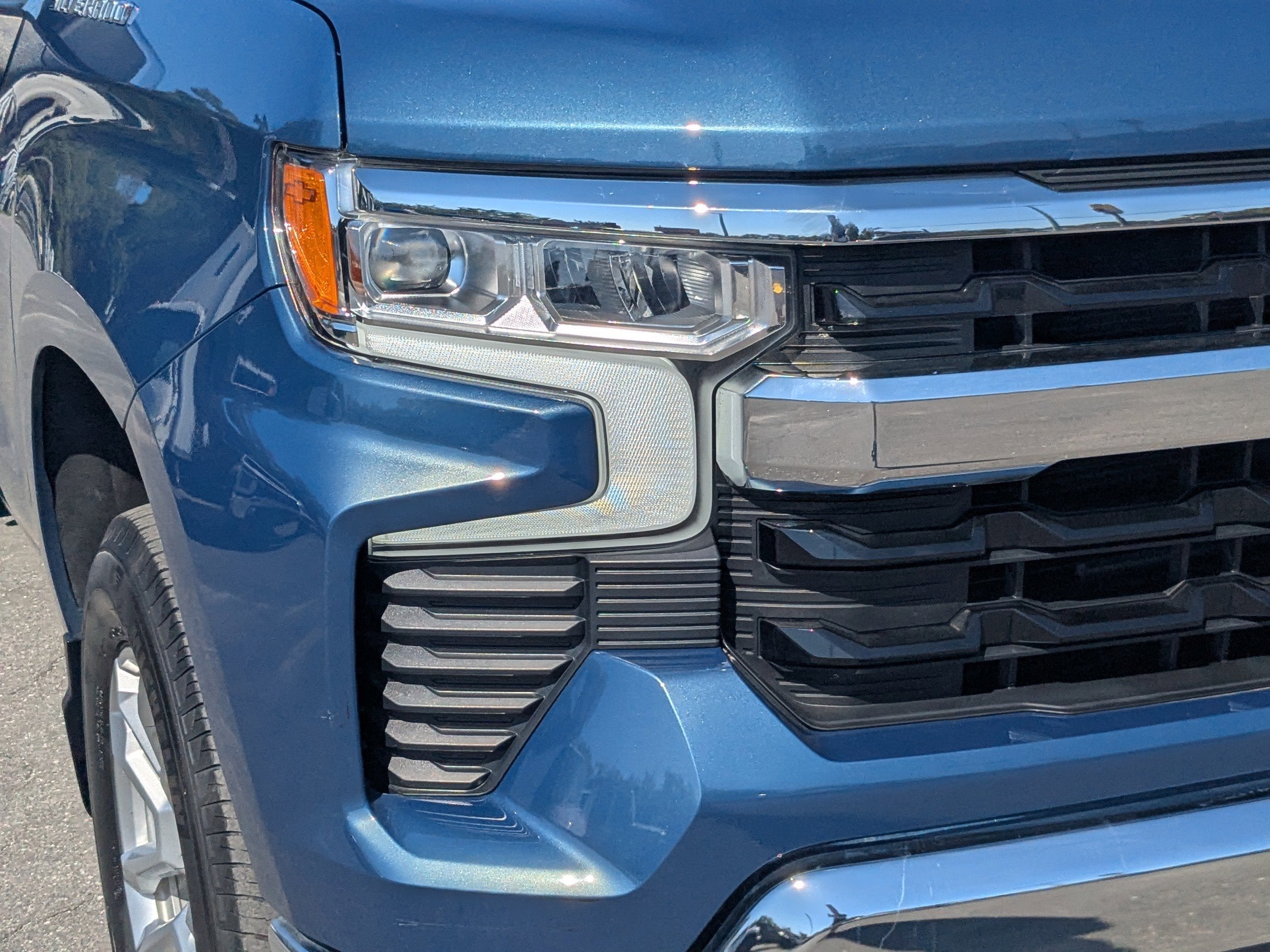 2024 Chevrolet Silverado 1500 LT (2FL)