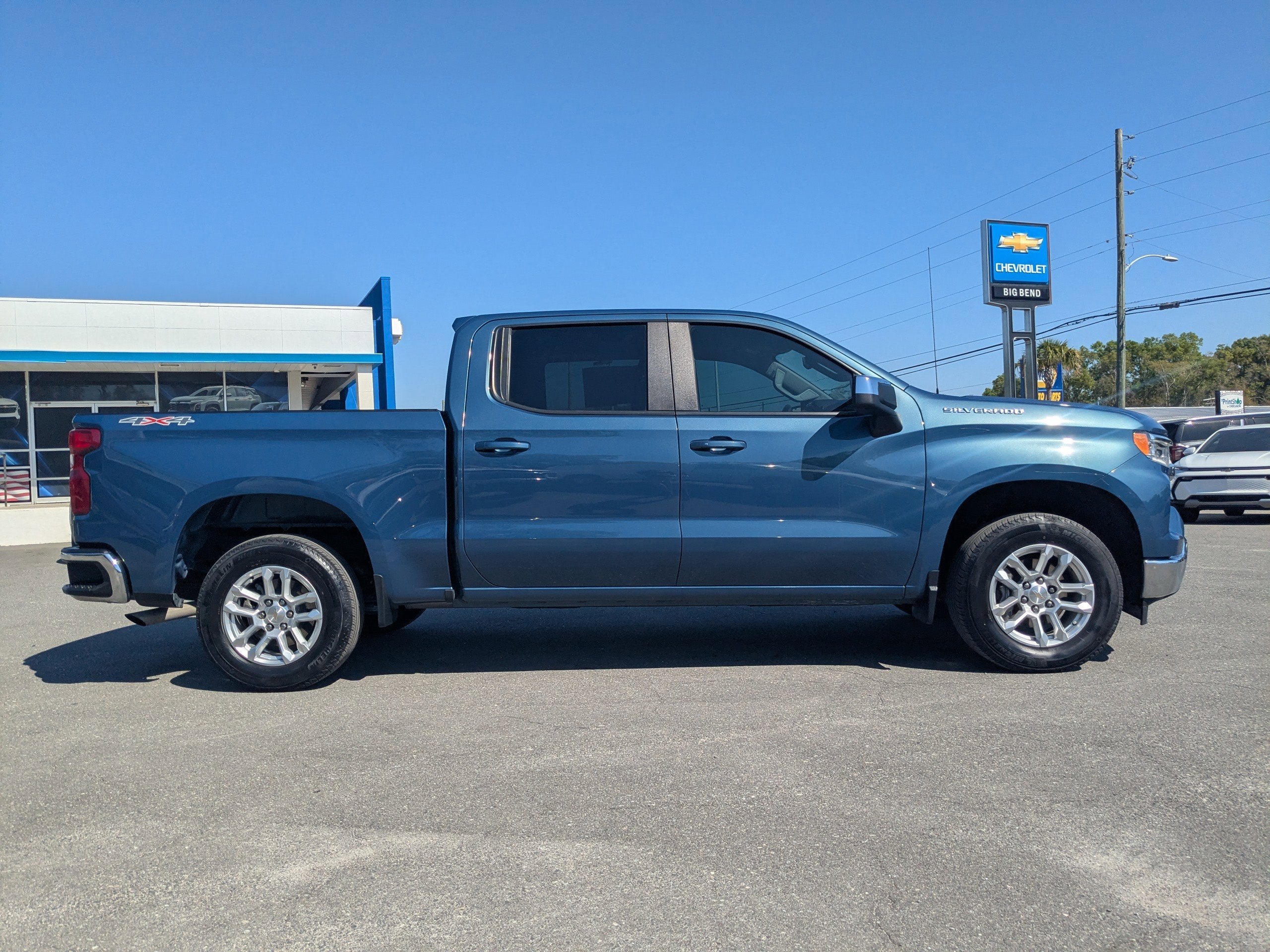 2024 Chevrolet Silverado 1500 LT (2FL)