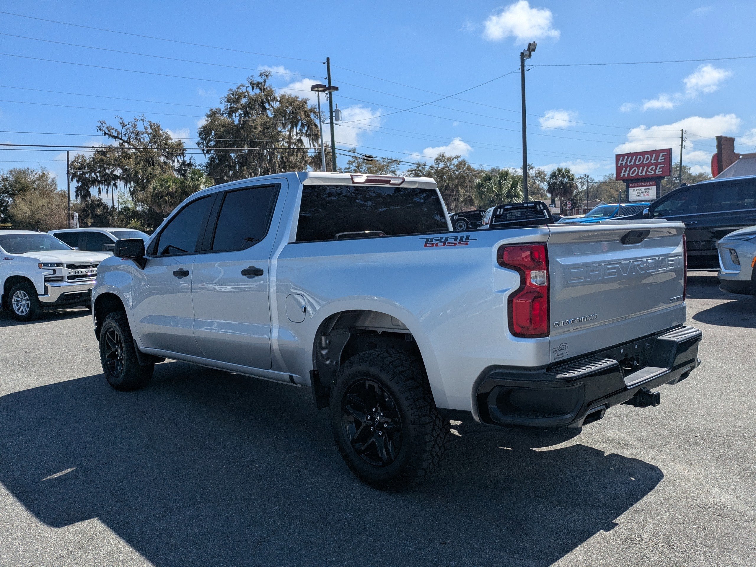 2021 Chevrolet Silverado 1500 Custom Trail Boss