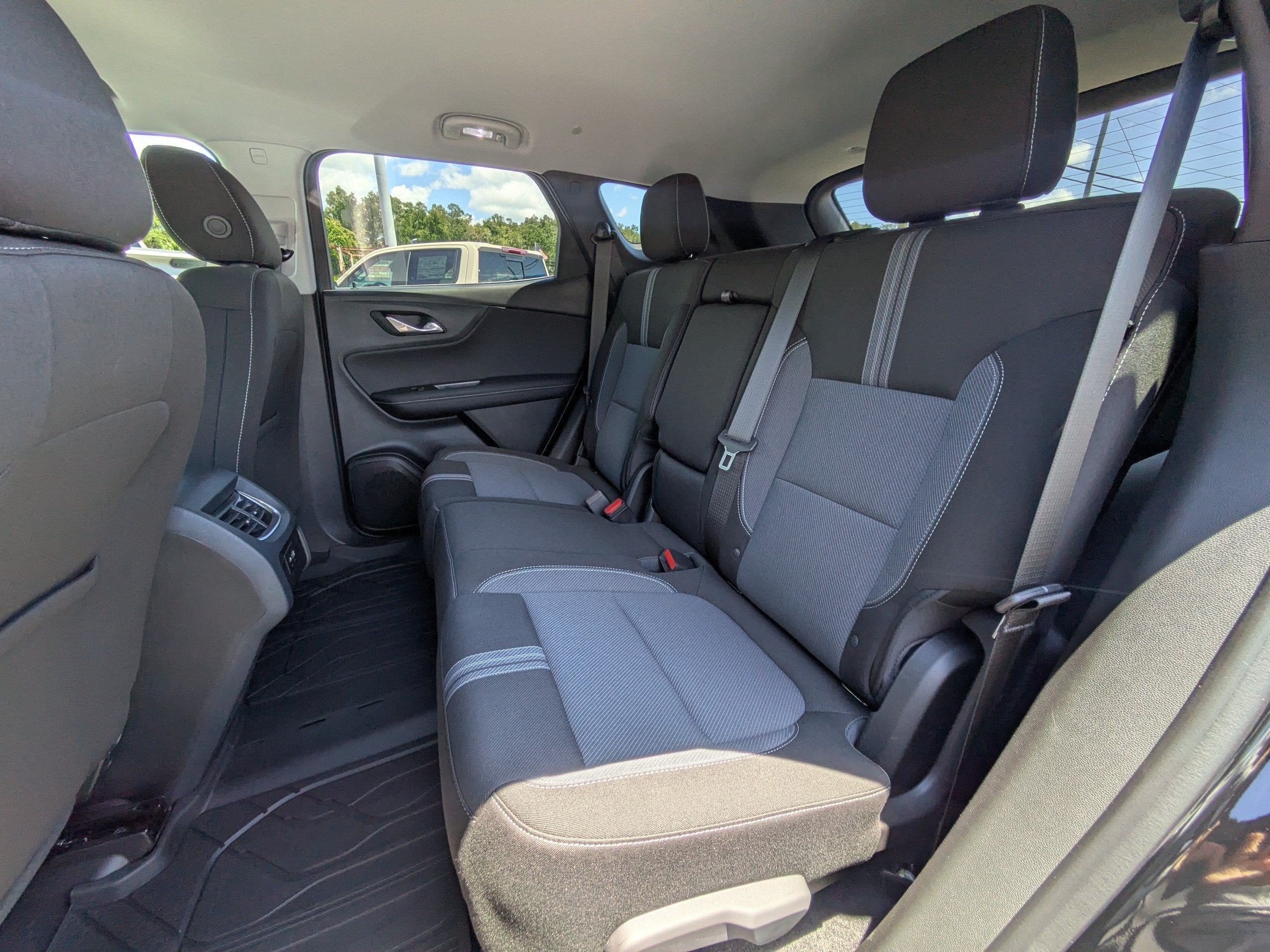 2026 Chevrolet Blazer 2LT - Photo 14