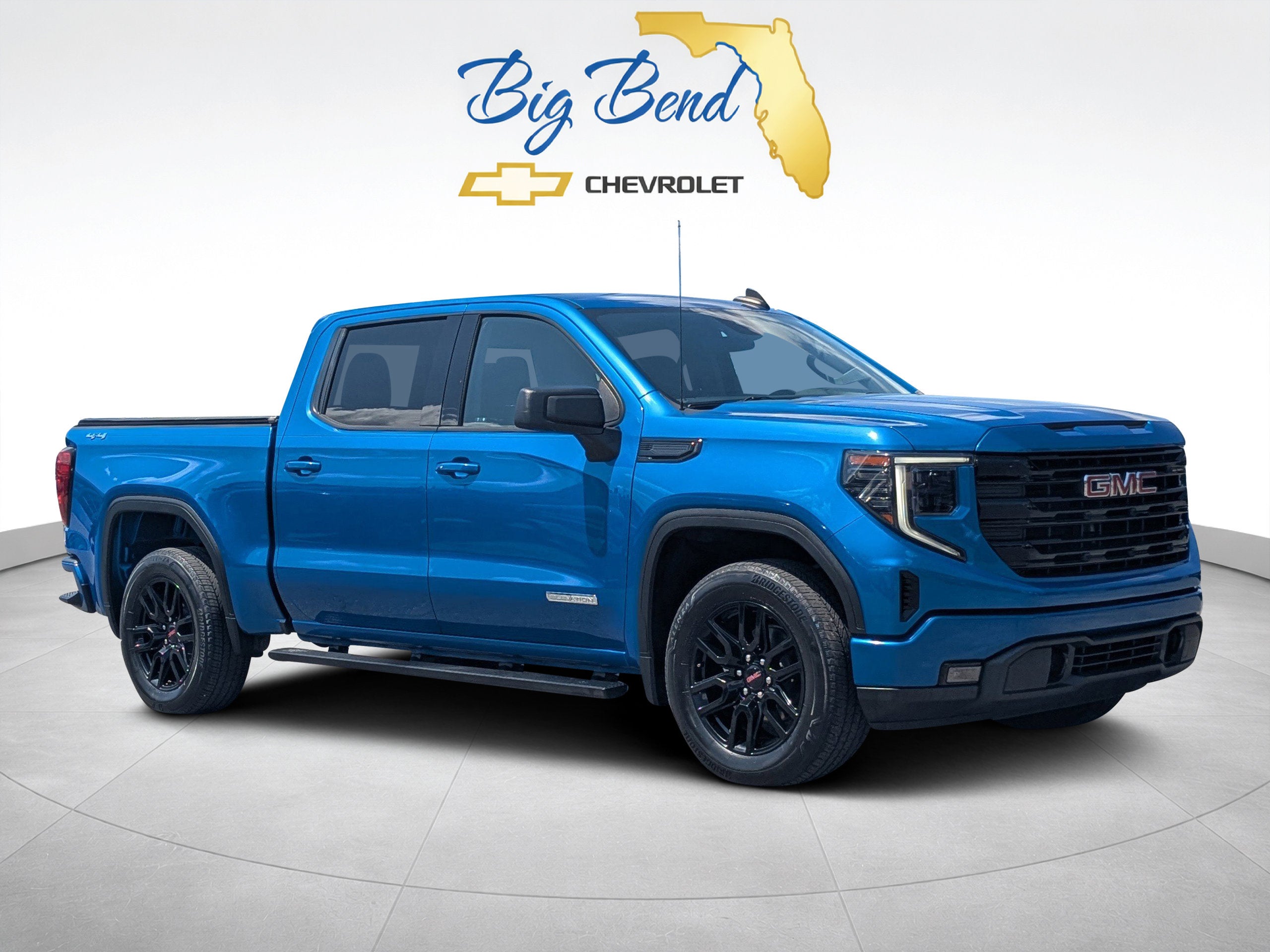 2023 GMC Sierra 4WD Crew Cab Short Box Elevation's photo