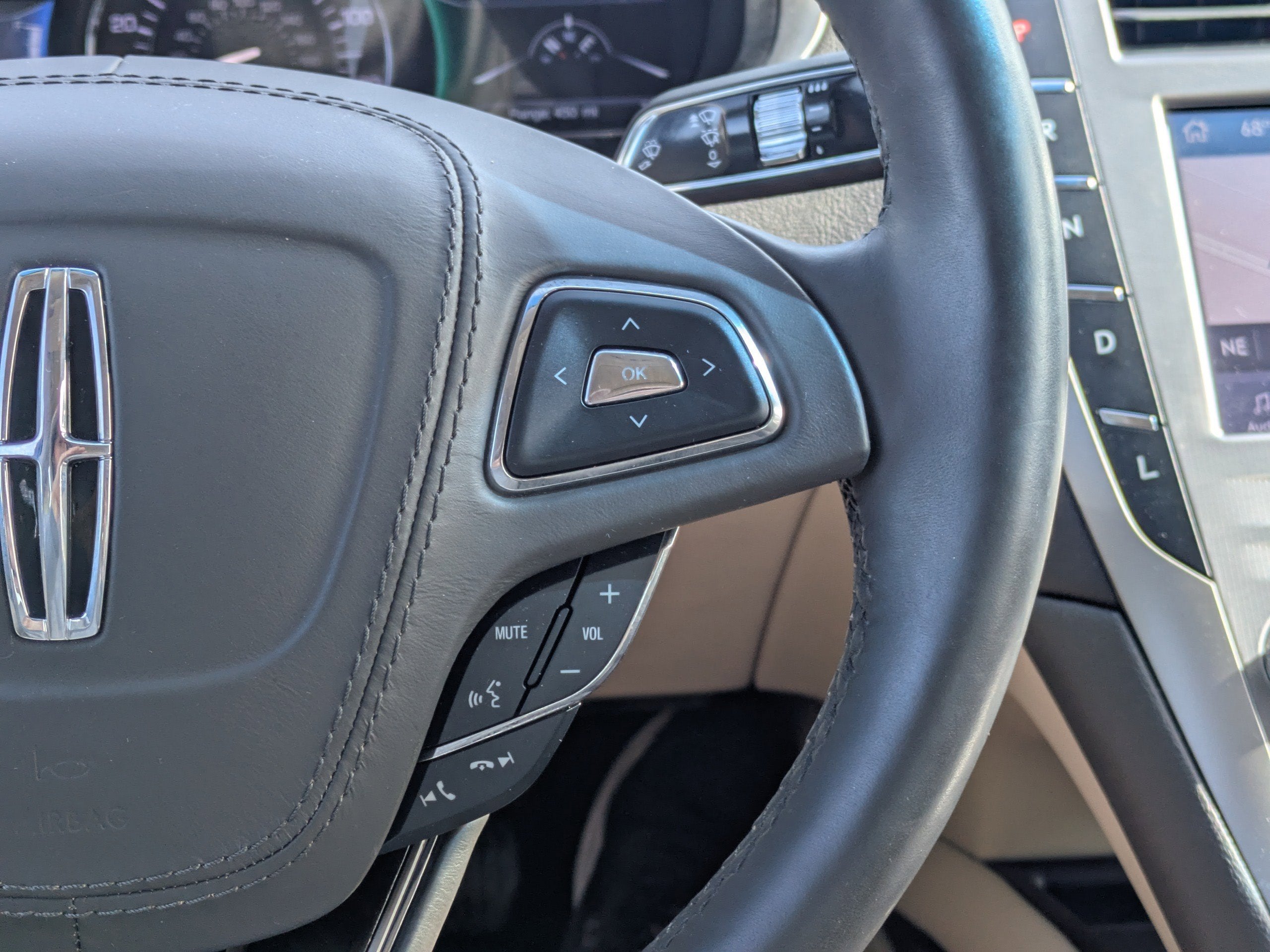 2020 Lincoln MKZ Hybrid Reserve