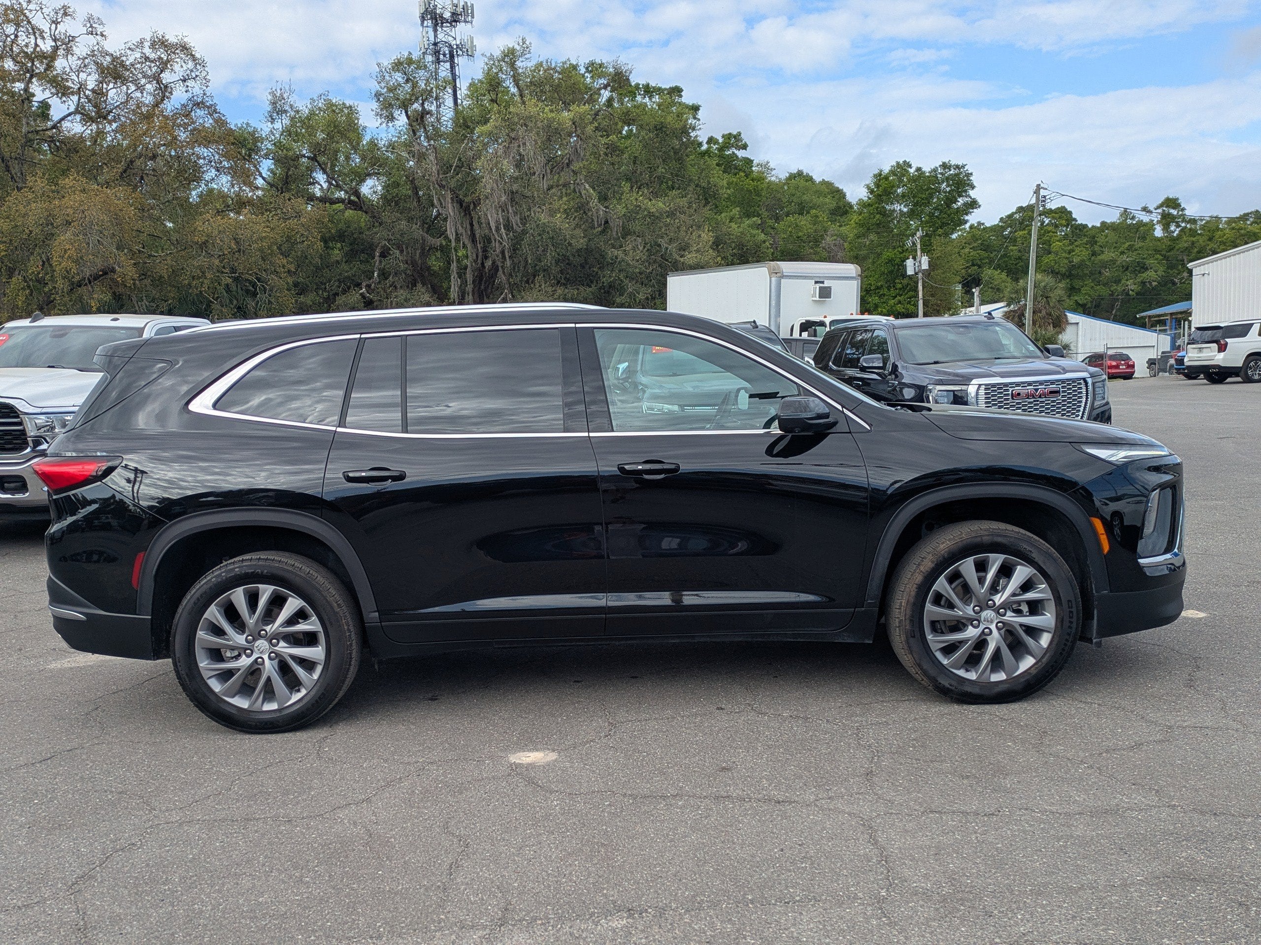 2025 Buick Enclave Preferred