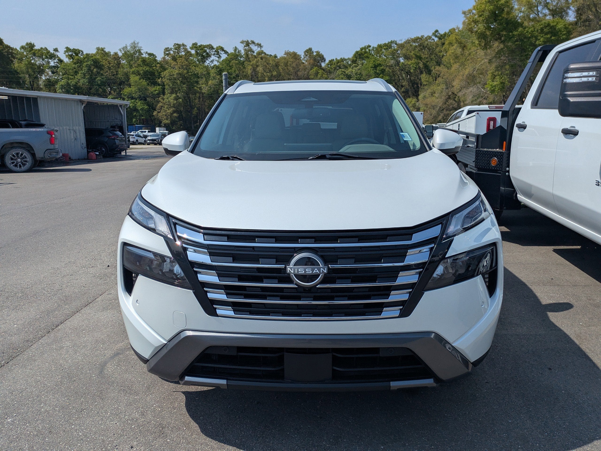 2024 Nissan Rogue SL