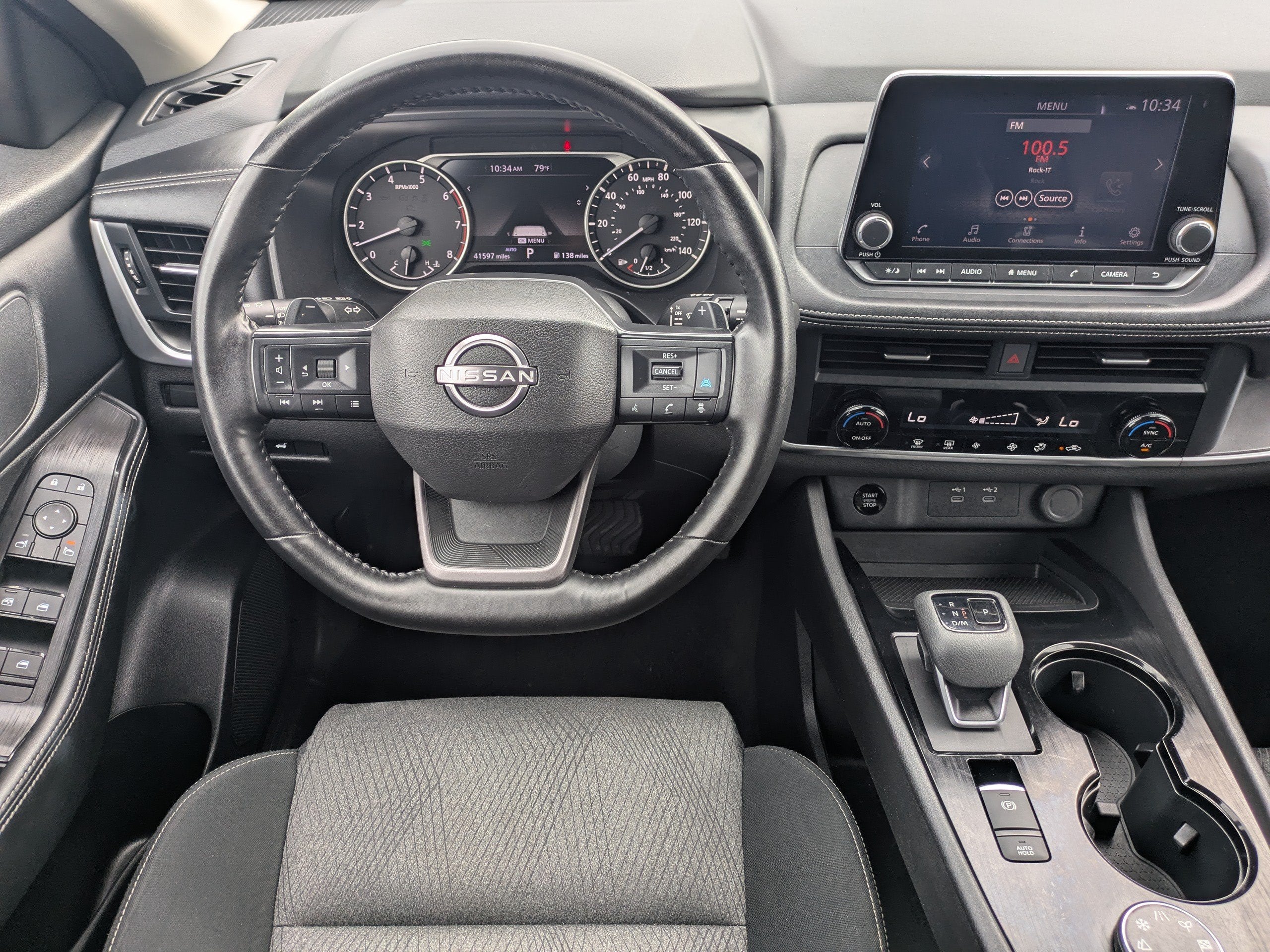 2025 Nissan Rogue SV