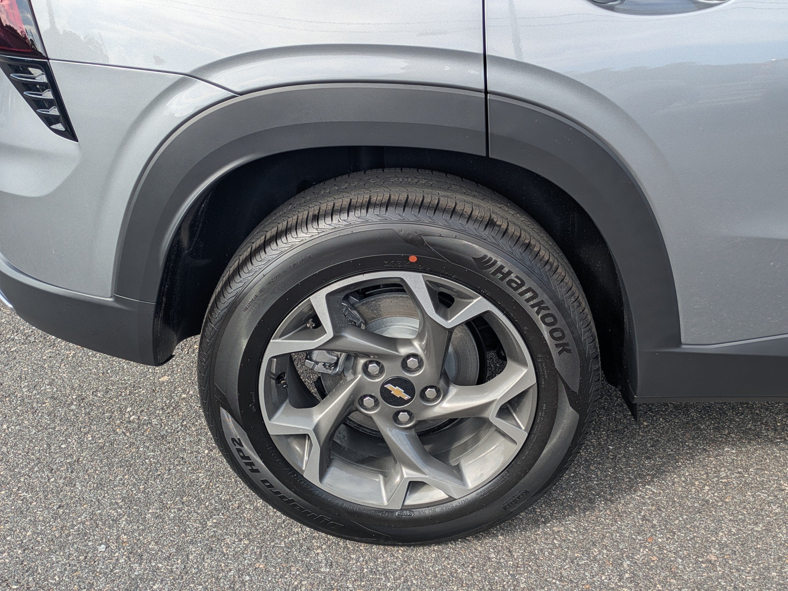 2026 Chevrolet Trax LT - Photo 11