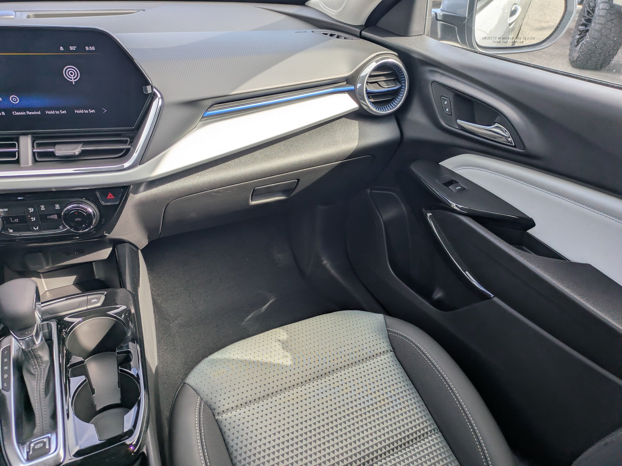 2026 Chevrolet Trax LT - Photo 17