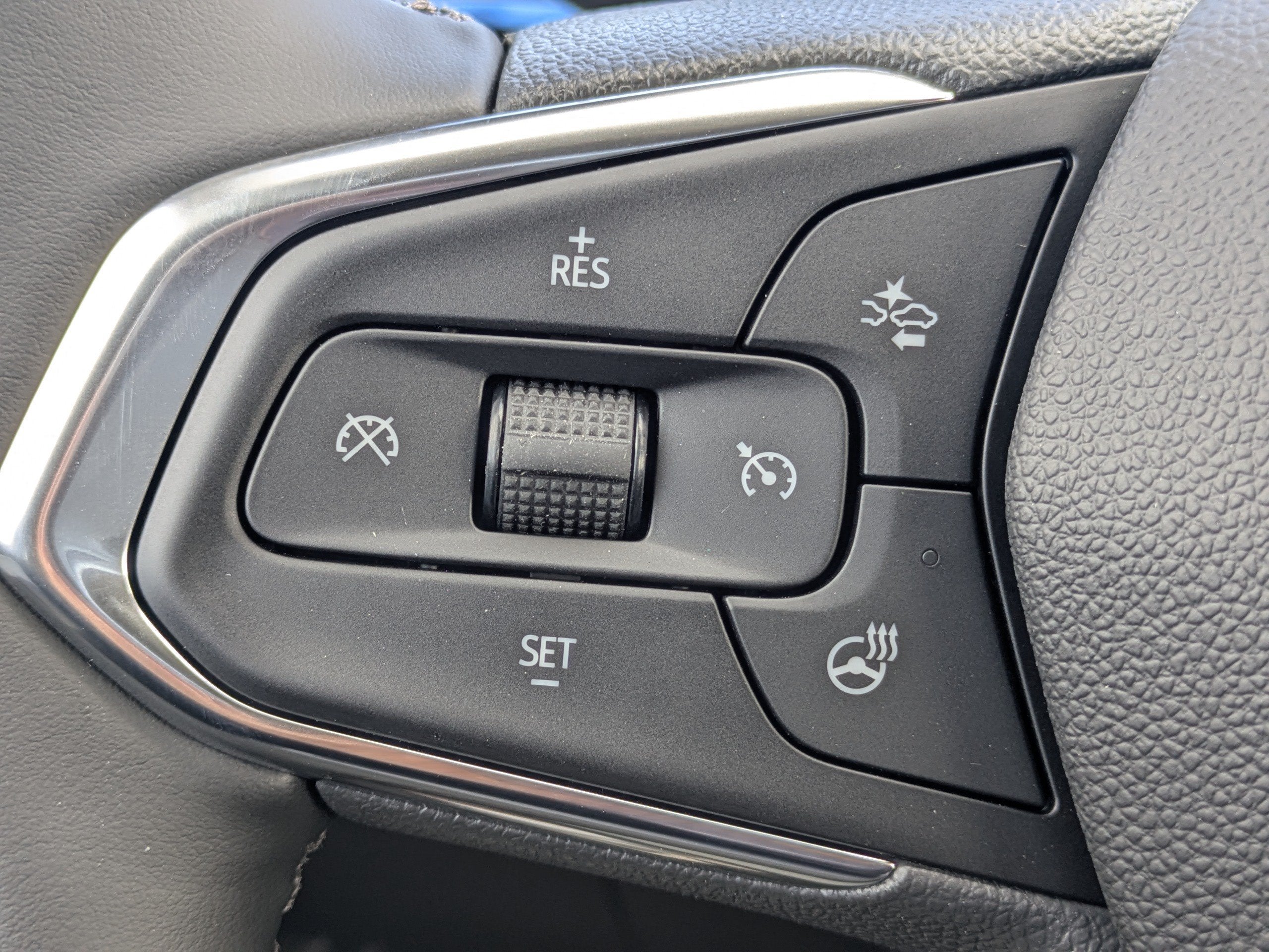 2026 Chevrolet Trax LT - Photo 24