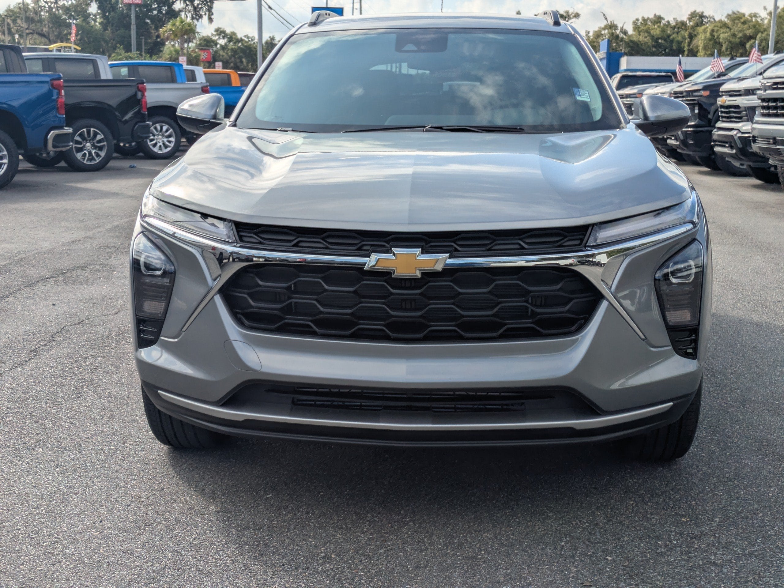 2026 Chevrolet Trax LT - Photo 9