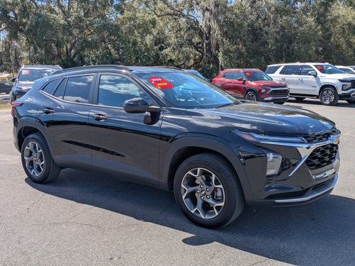 2025 Chevrolet Trax LT