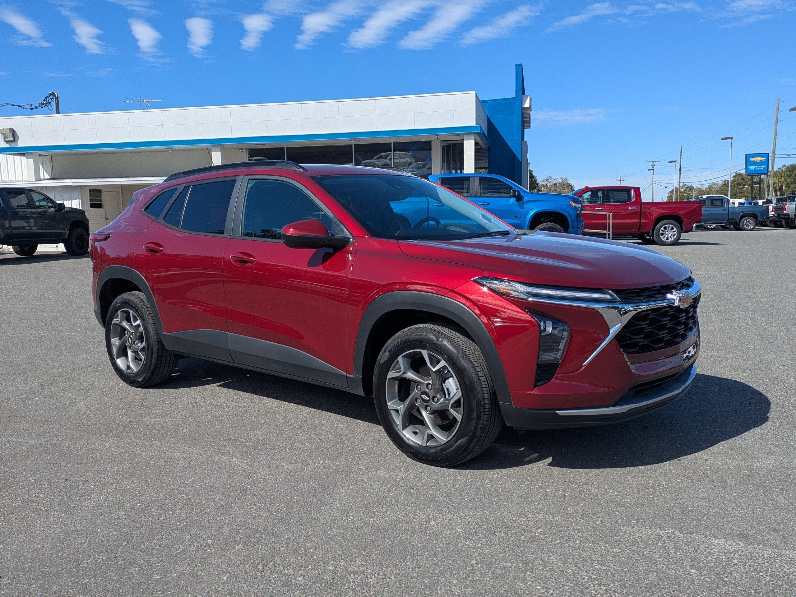 2025 Chevrolet Trax LT