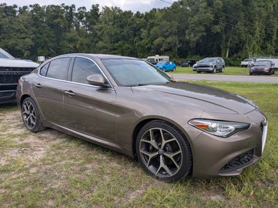 2019 Alfa Romeo Giulia Ti RWD